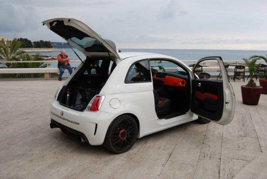  Fiat 500 by Aznom 2011 года  (фото 6 из 6)